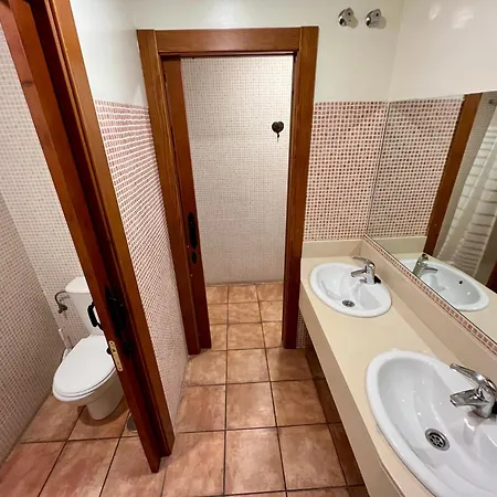 Lotila Flats Cuirgu Aparthotel