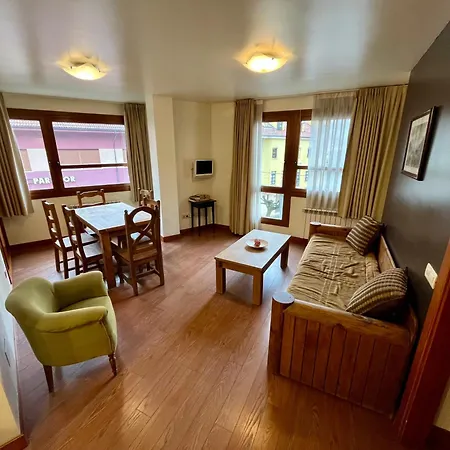 Lotila Flats Cuirgu Aparthotel 3*