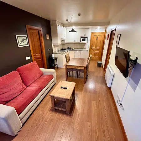 Lotila Flats Cuirgu Felechosa