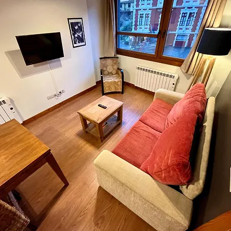 Aparthotel Lotila Flats Cuirgu Felechosa